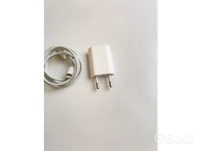 Mobil Apple iPhone Xs 64GB. inkl laddare. OBS! Skrapor på fram/baksida