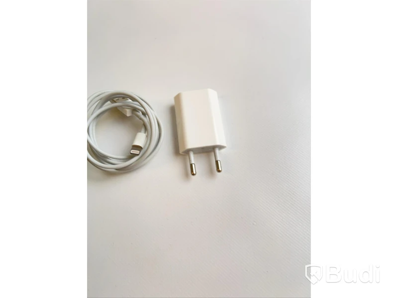 Mobil Apple iPhone Xs 64GB. inkl laddare. OBS! Skrapor på fram/baksida