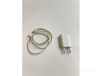 Mobil Apple iPhone 8 Plus 64GB. inkl laddare. OBS! Skrapad skärm