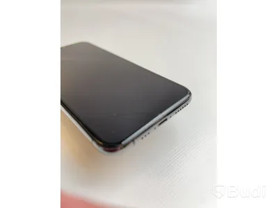 Mobil Apple iPhone Xs 64GB. inkl laddare. OBS! Sprucken fram/baksida