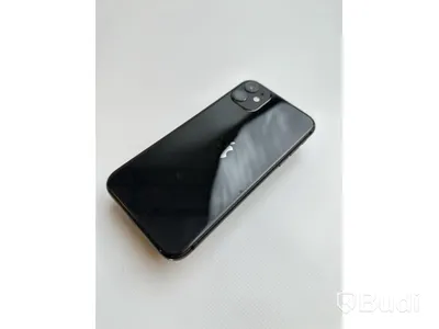 Mobil Apple iPhone 11 64GB svart, OBS! Sprucken fram/baksida.