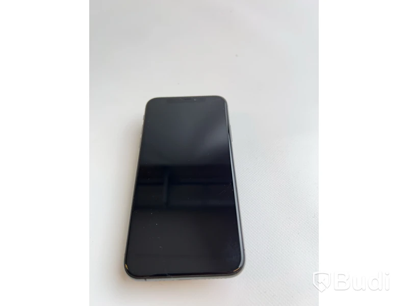Mobil Apple iPhone Xs 64GB inkl laddare OBS! Skrapad skärm