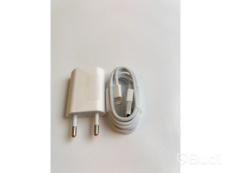 Mobil Apple iPhone Xs 64GB inkl laddare OBS! Skrapad skärm
