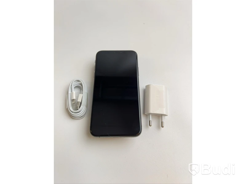 Mobil Apple iPhone Xs 64GB inkl laddare OBS! Skrapad skärm