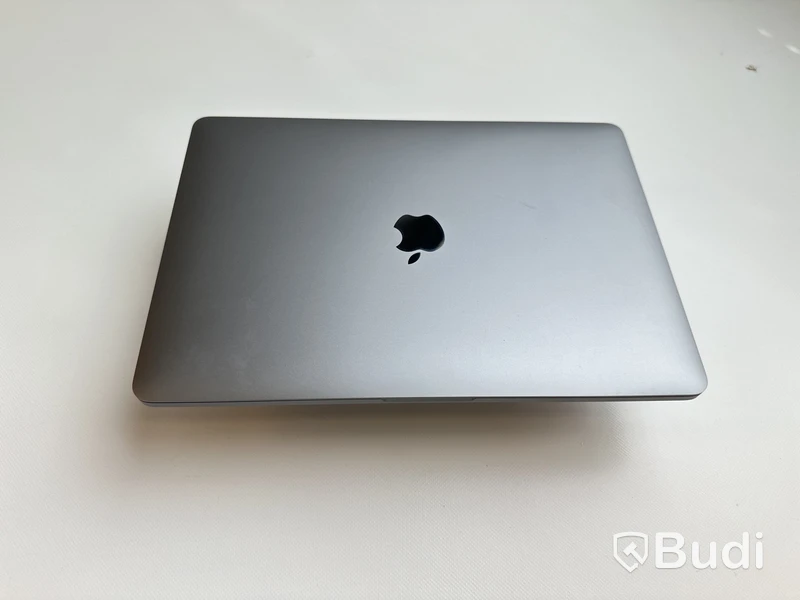 Dator Apple MacBook 2022 M2