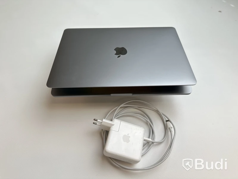 Dator Apple MacBook 2022 M2