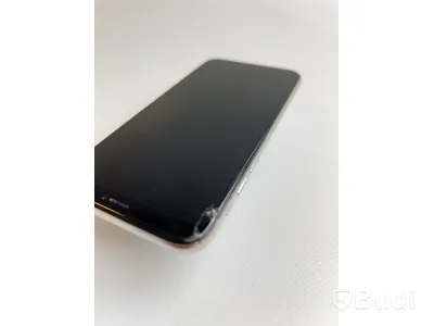 Mobil Apple iPhone X 64GB. inkl laddare. OBS! Sprucken fram/baksida