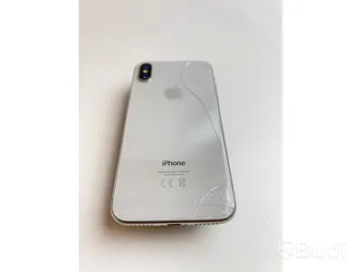 Mobil Apple iPhone X 64GB. inkl laddare. OBS! Sprucken fram/baksida