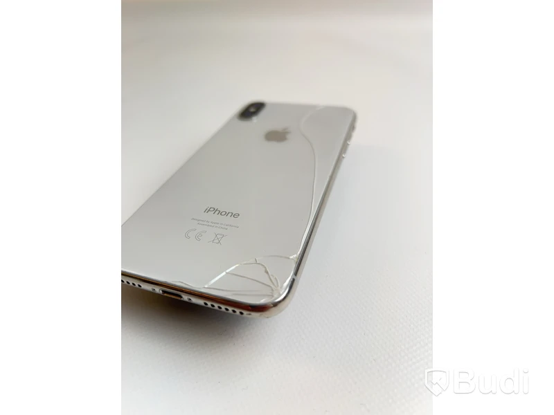 Mobil Apple iPhone X 64GB. inkl laddare. OBS! Sprucken fram/baksida