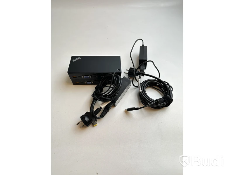 2 st. Lenovo ThinkPad USB-C Dock inkl. strömkabel.