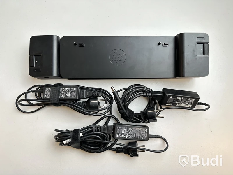 3 st. HP UltraSlim dockningsstation inkl. strömkabel.