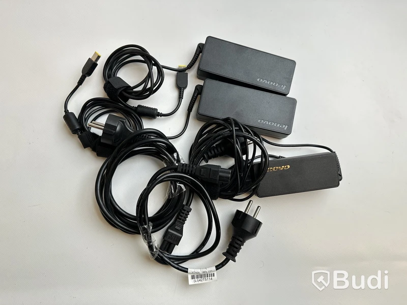 3 st. Lenovo ThinkPad USB-C Dock inkl. strömkabel.