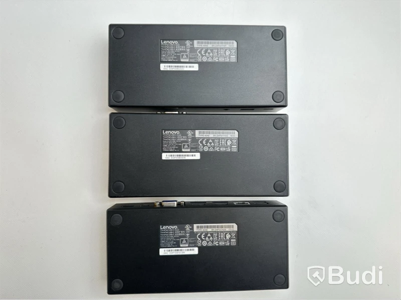3 st. Lenovo ThinkPad USB-C Dock inkl. strömkabel.