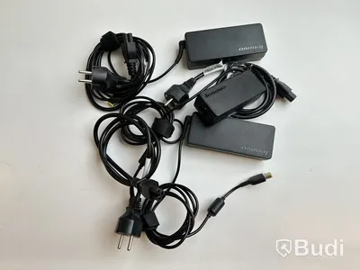 3 st. Lenovo ThinkPad USB-C Dock inkl. strömkabel.