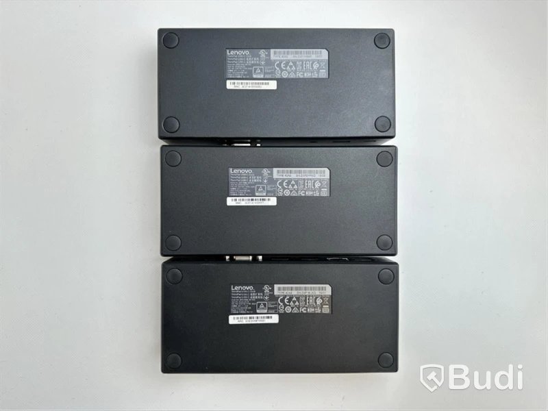 3 st. Lenovo ThinkPad USB-C Dock inkl. strömkabel.