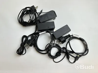 3 st. Lenovo ThinkPad USB-C Dock inkl. strömkabel.