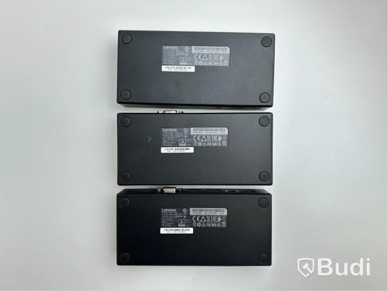 3 st. Lenovo ThinkPad USB-C Dock inkl. strömkabel.