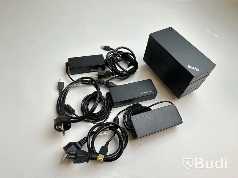 3 st. Lenovo ThinkPad USB-C Dock inkl. strömkabel.