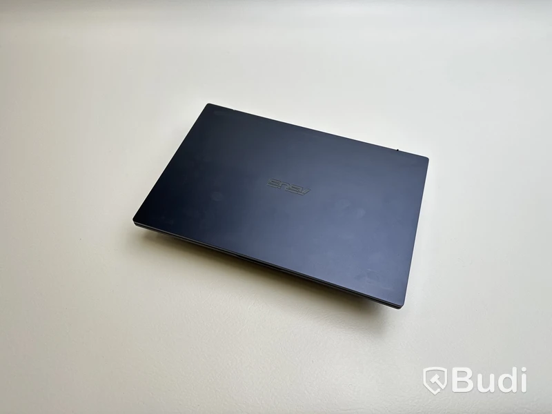 Dator Asus ExpertBook B14 med dock. OBS! Inget OS, laddare medföljer ej.