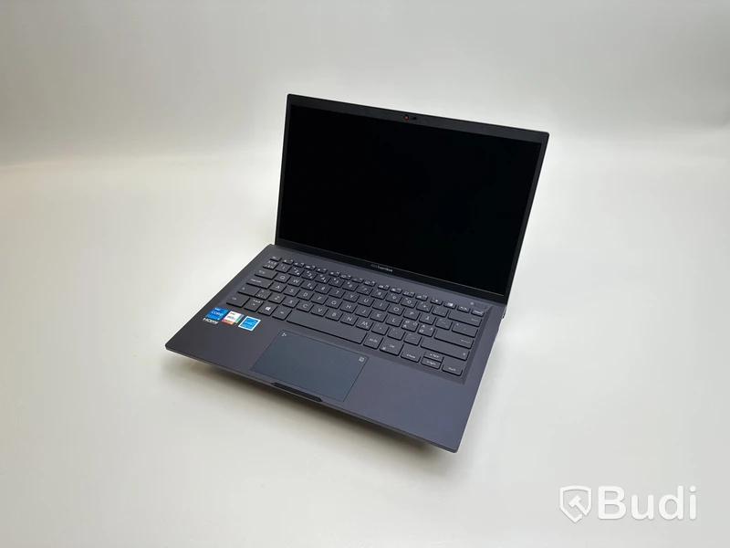 Dator Asus ExpertBook B14 med dock. OBS! Inget OS, liten skada på ena hörnet, se bilder.