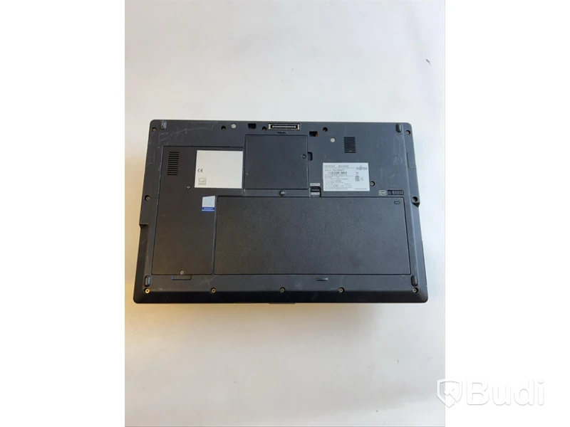 Dator Fujitsu Lifebook U757 inkl. Laddare OBS! Inget OS.