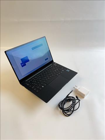Dator Samsung Galaxy Book Pro med originalförpackning.