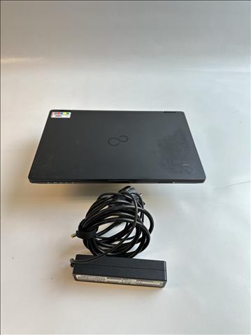 Dator Fujitsu Lifebook U727 inkl. Laddare. OBS! Inget OS.