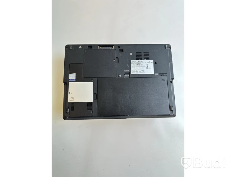Dator Fujitsu Lifebook U727 inkl. Laddare. OBS! Inget OS.