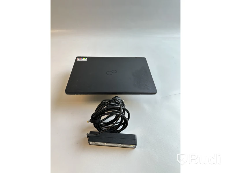 Dator Fujitsu Lifebook U727 inkl. Laddare. OBS! Inget OS.