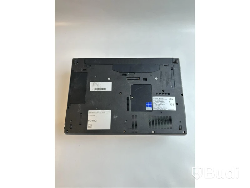 Dator Fujitsu Lifebook E743 inkl. Laddare. OBS! Inget OS