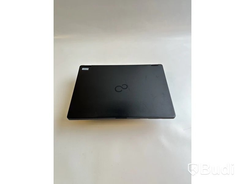 Dator Fujitsu Lifebook U747 inkl. Laddare och dock. OBS! Inget OS.