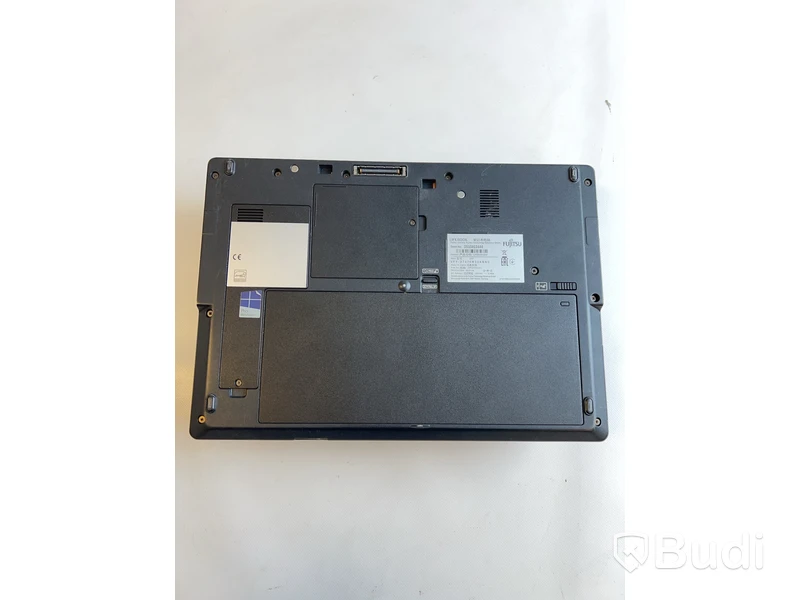 Dator Fujitsu Lifebook U747 inkl. Laddare och dock. OBS! Inget OS.