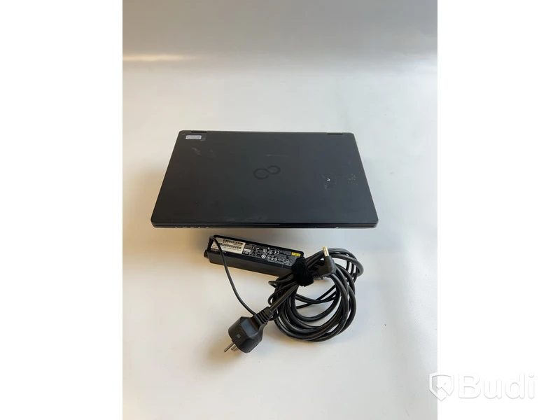 Dator Fujitsu Lifebook U727 inkl. Laddare. OBS! Inget OS.