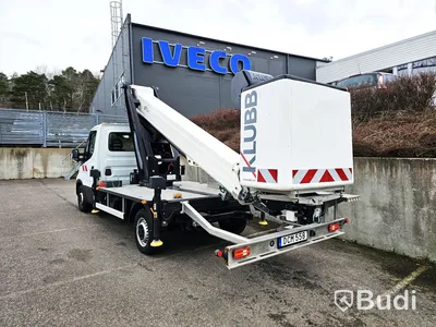 Lätt lastbil Iveco Daily 35S14S | Skylift klubb | Endast 428 mil