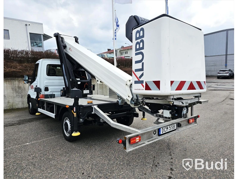 Lätt lastbil Iveco Daily 35S14S | Skylift klubb | Endast 428 mil