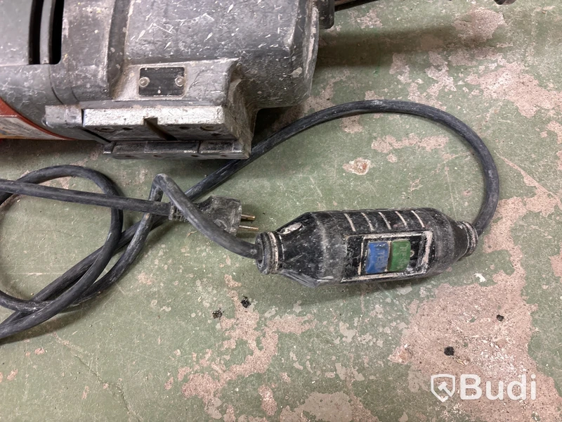 Kärnborrmaskin med stativ, Husqvarna