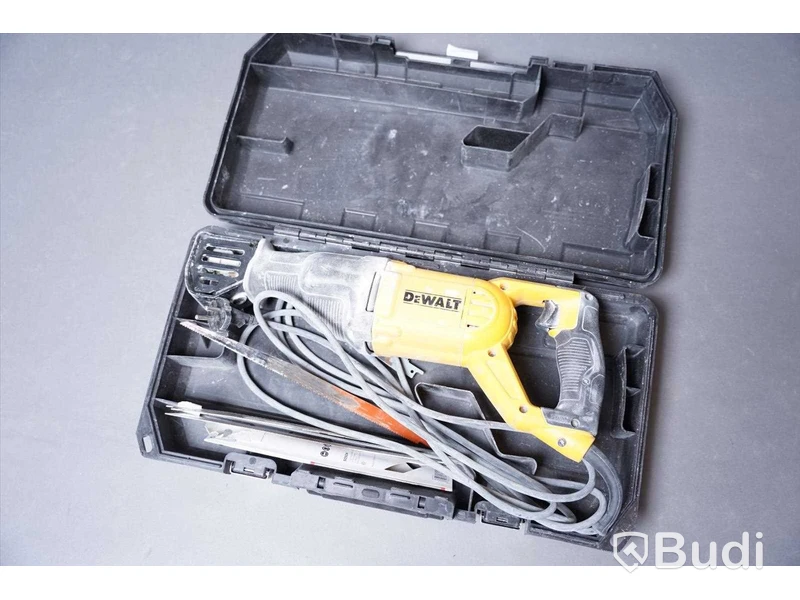 Tigersåg - Dewalt DWE 305PK-QS. Funktionstestad.