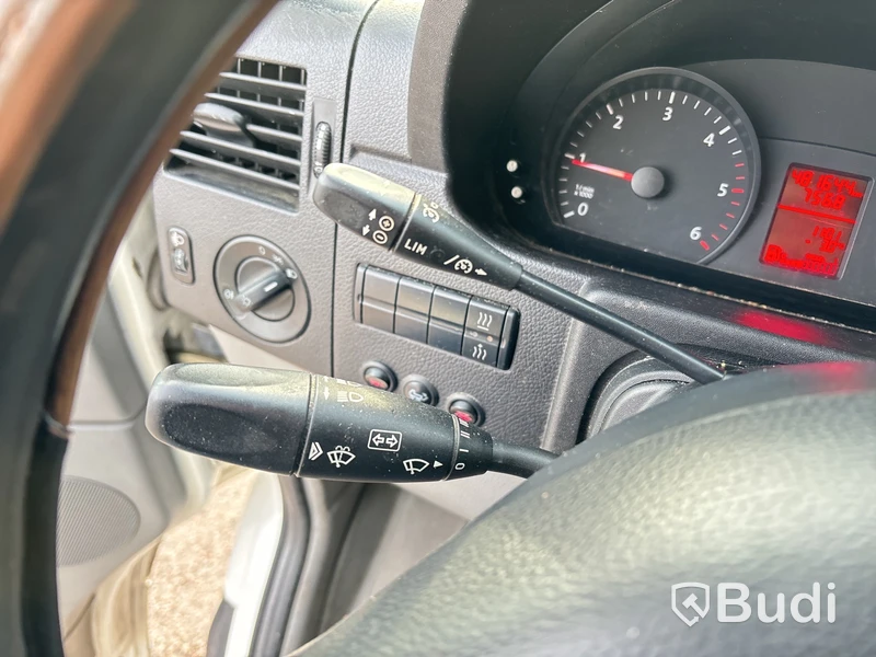 Volkswagen Crafter 35 volymskåp med bakgavellyft 2.0 TDI (163hk) -2014 EXPORT