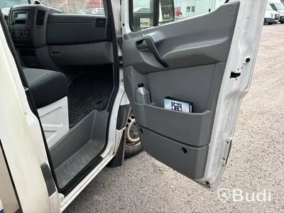Volkswagen Crafter 35 volymskåp med bakgavellyft 2.0 TDI (163hk) -2014 EXPORT