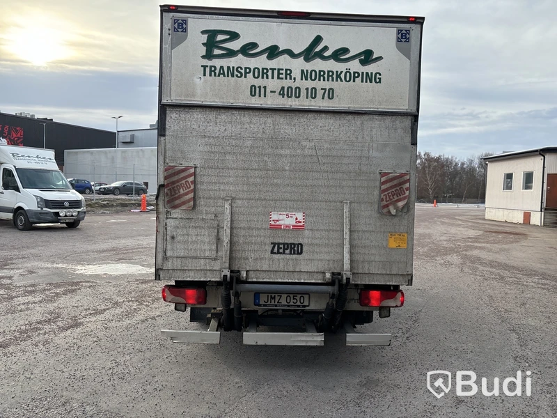 Volkswagen Crafter 35 volymskåp med bakgavellyft 2.0 TDI (163hk) -2014 EXPORT