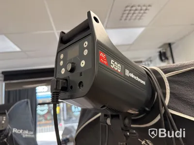 2 st fotoblixtar elinchrom 500