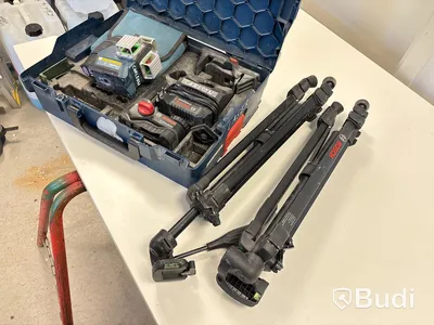 Korslaser Bosch med stativ.