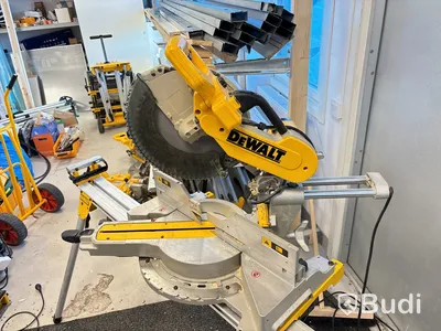Kap & gersåg DeWalt med stativ.
