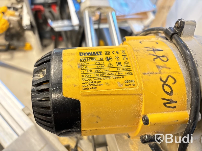 Kap & gersåg DeWalt med stativ.
