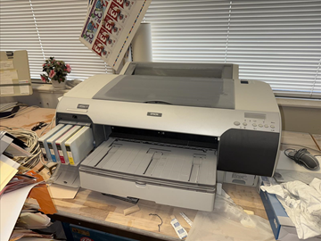 Epson Stylus PRO 4400 printer