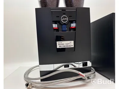 Kaffemaskin Jura Giga X8c och mjölkkyl Vitrifrigo FG10i DGT 4L, 2023