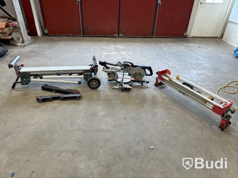 Kap- & gersåg Bosch med stativ.
