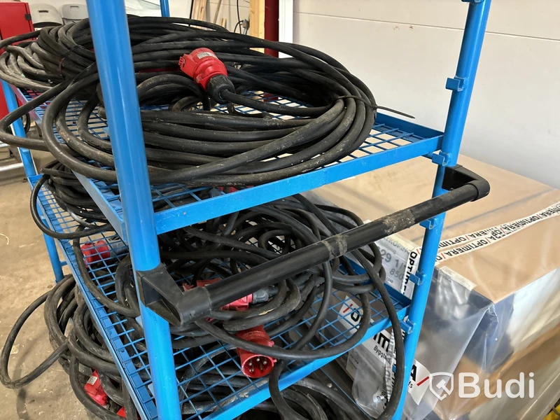 Vagn med skarvkablar 400 V
