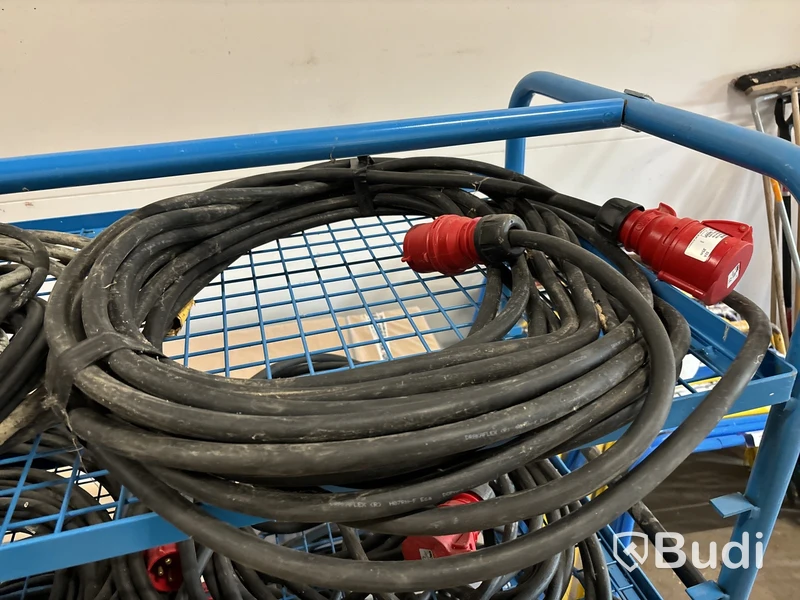 Vagn med skarvkablar 400 V