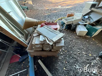 Ställningsdelar, byggmaterial m.m.